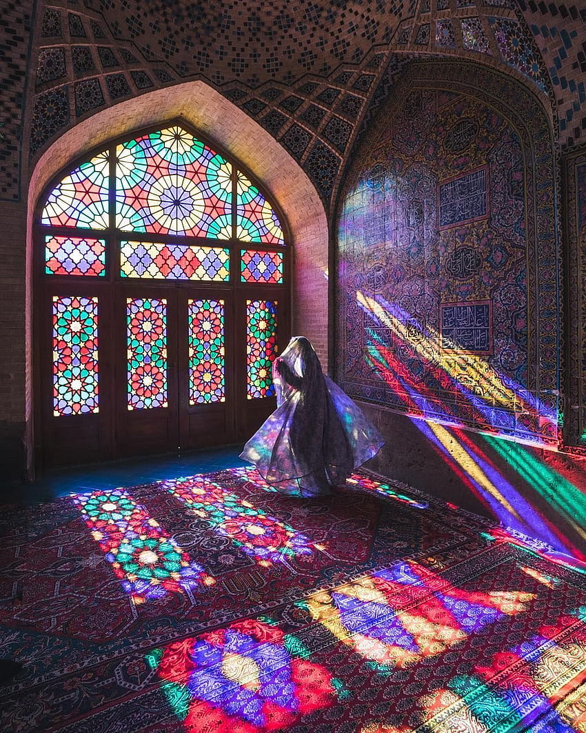 La Mezquita Rosa, Shiraz, Irán. mundo en 2019. Mezquita rosa fondo de pantalla del teléfono