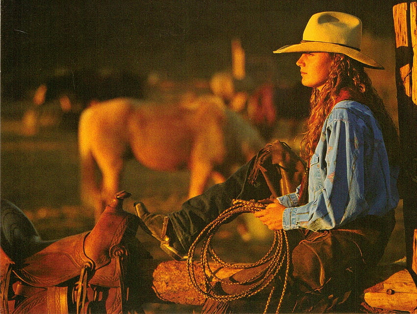 Vida de Vaqueira. ., vaqueira, corda, arte, ao ar livre, cavalos, rancho, loiras, retrato, botas, faroeste, chapéus papel de parede HD