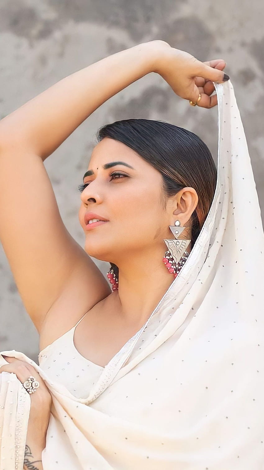 Anusuya Bharadwaj, atriz, âncora Papel de parede de celular HD