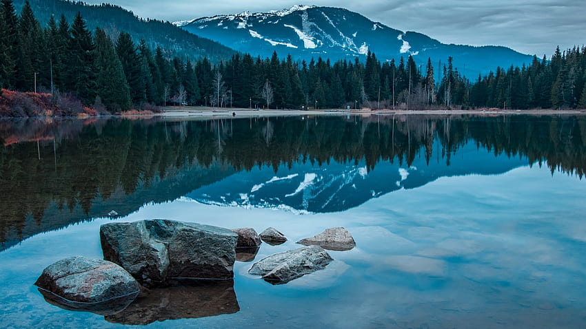 Планини: Зимен изглед Пейзаж Снежна заснежена планина, 16 9 HD тапет
