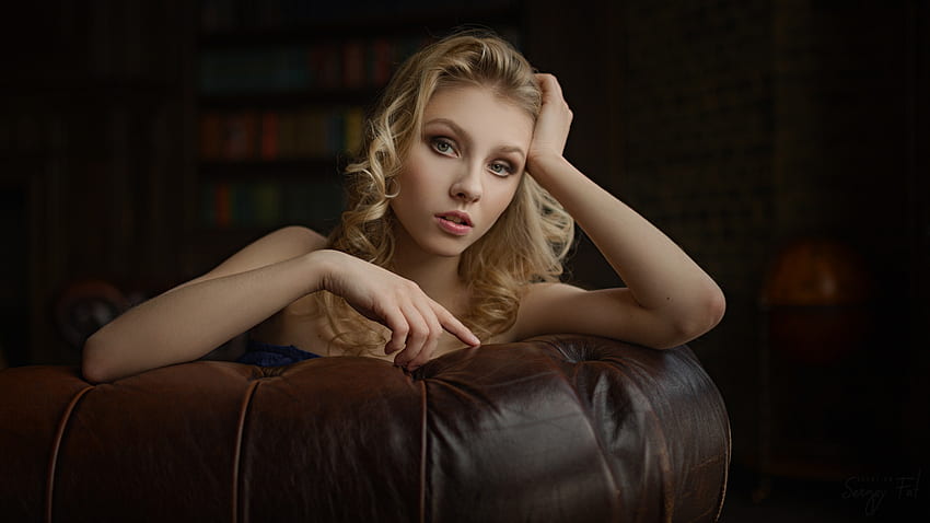 Unknown Model, babe, model, sofa, blonde, gorgeous, couch, woman HD wallpaper