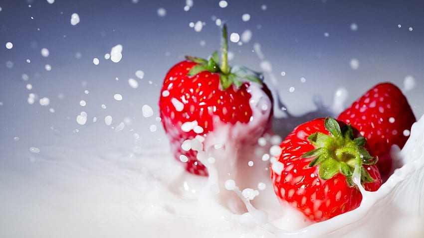 Strawberries And Whipped Cream Data - Strawberry - - HD wallpaper | Pxfuel