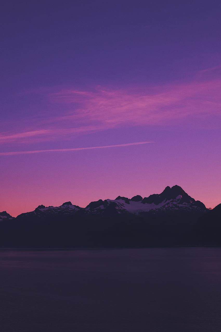 地平線、山、ピンクの空、夕日 HD電話の壁紙