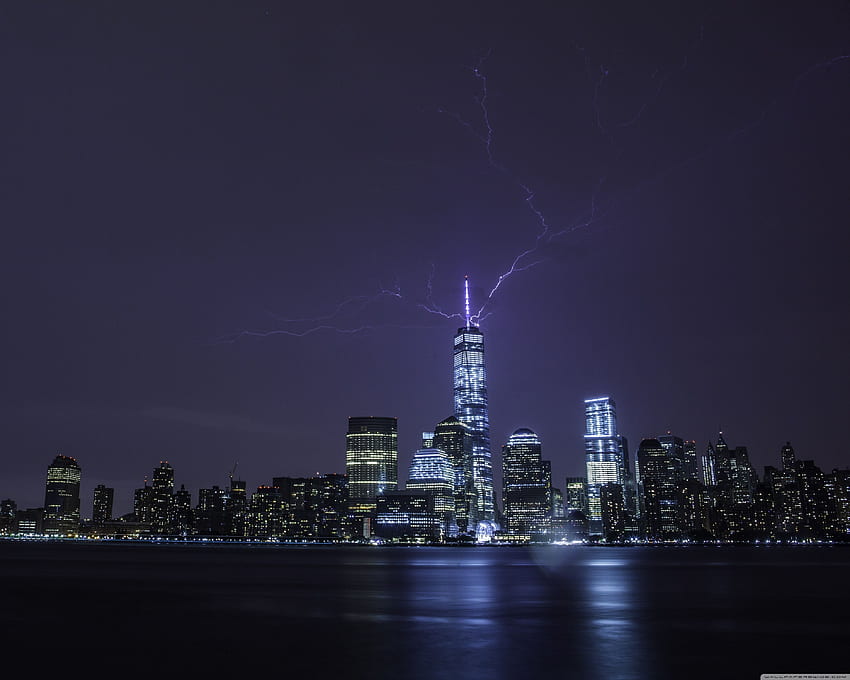Lightning strikes One World Trade Center Ultra Background for U TV : & UltraWide & Laptop : Tablet : Smartphone HD wallpaper