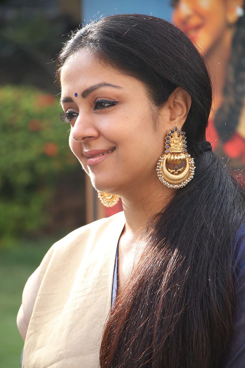 Schauspielerin Jyothika - Telugu Schauspielerin Galerie HD-Handy-Hintergrundbild