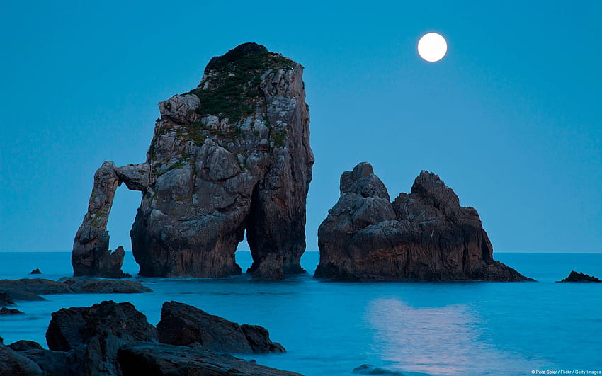 Bulan terbenam di atas Teluk Biscay, kesenangan, bulan, luar angkasa, sejuk, alam, pantai Wallpaper HD