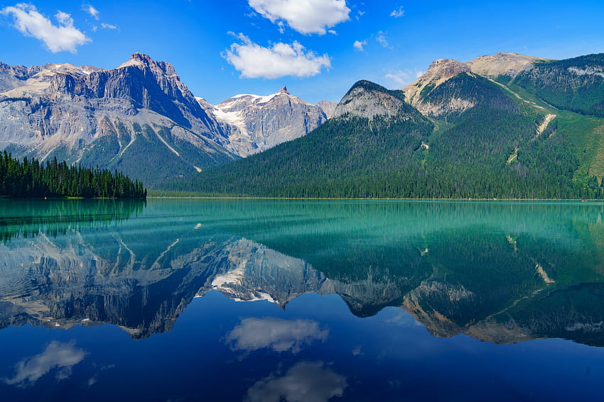 Emerald lake, Lake, Water, Mountain, Canada HD wallpaper | Pxfuel