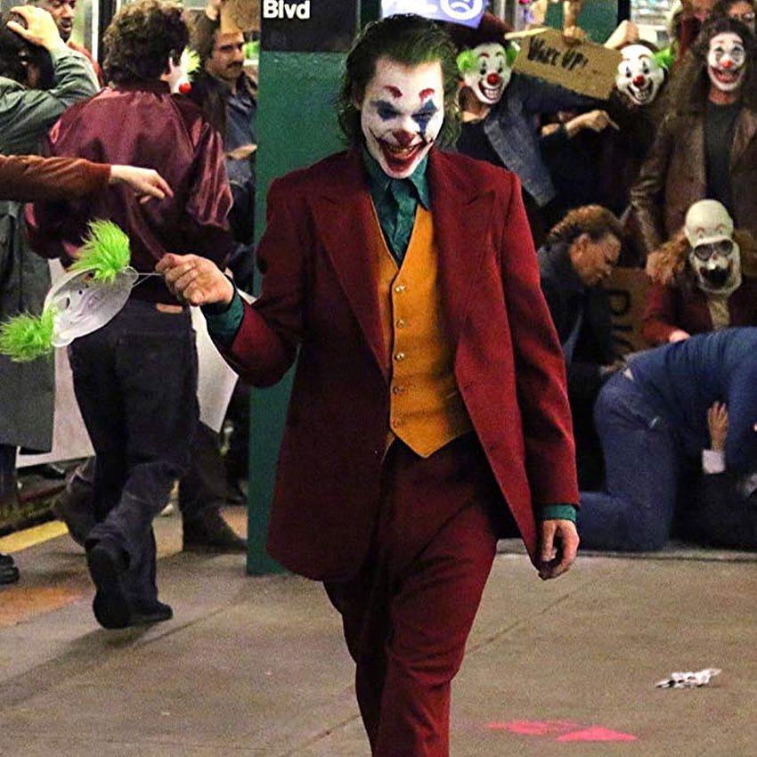 Joker 2019 Joaquin Phoenix Arthur Fleck Coat HD phone wallpaper