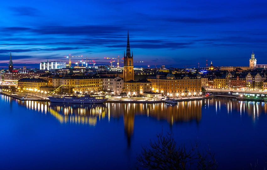 water, reflection, ship, building, home, yacht, pier, panorama, Bay, Stockholm, Sweden, night city, promenade, Sweden, Stockholm, Old town for , section город HD wallpaper