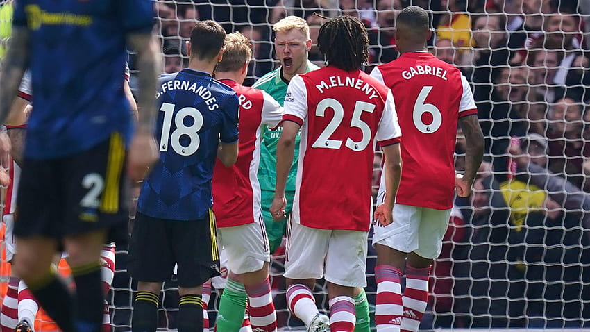El portero del Arsenal, Ramsdale, levanta la tapa de la celebración frente a Fernandes - 'fuera de proporción', Aaron Ramsdale fondo de pantalla
