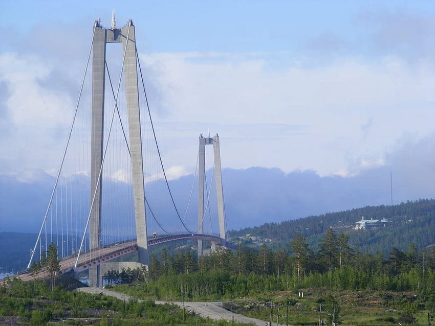 Höga Kusten Bron/ High Coast bridge. Голяма зона на високото крайбрежие на Швеция HD тапет