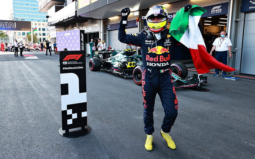 Sergio Pérez gana el GP de Azerbaiyán lleno de drama cuando Max Verstappen se estrella y Lewis Hamilton no logra anotar, Checo fondo de pantalla