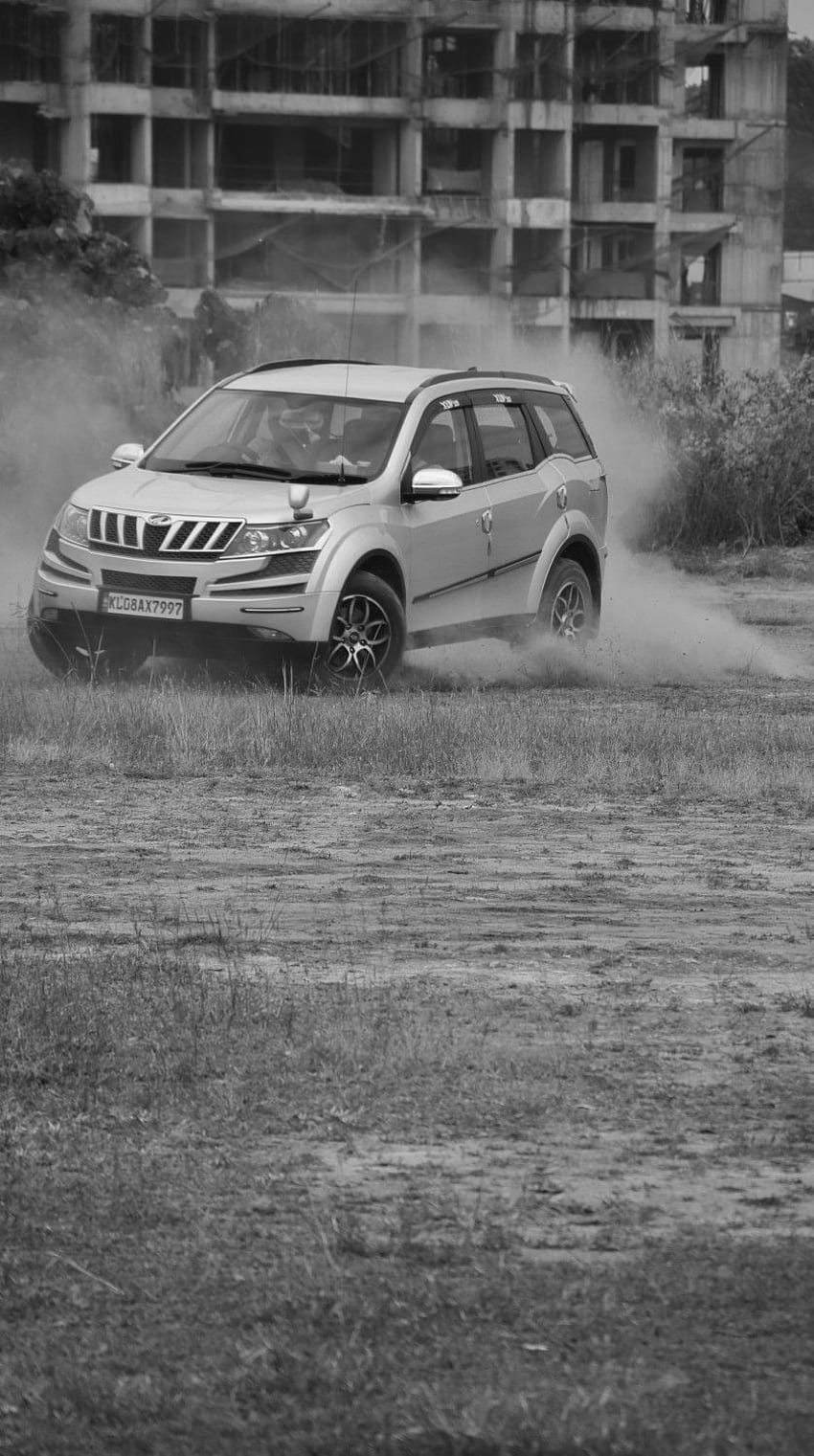 Xuv500 Drift. Background , background , Car background, Mahindra XUV500 HD  phone wallpaper | Pxfuel