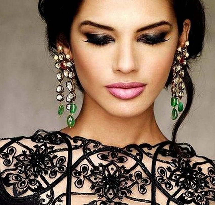 major moment, makeup, black, model, lace, jewelry, beauty, fashion, earrings, gemstones HD wallpaper