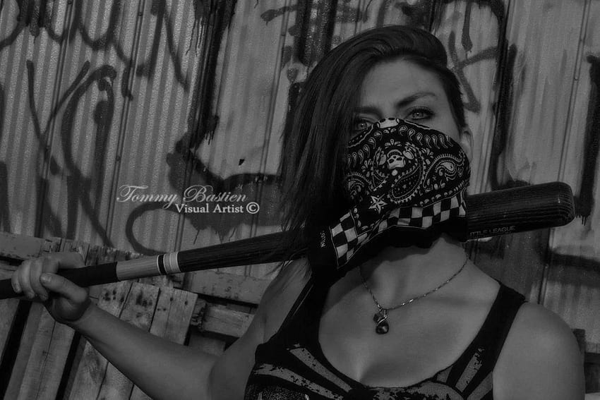 Gangsta Girl - Ragazza gangster con mazza da baseball Sfondo HD