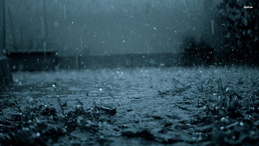 Regnerischer, ästhetischer Regen HD-Hintergrundbild