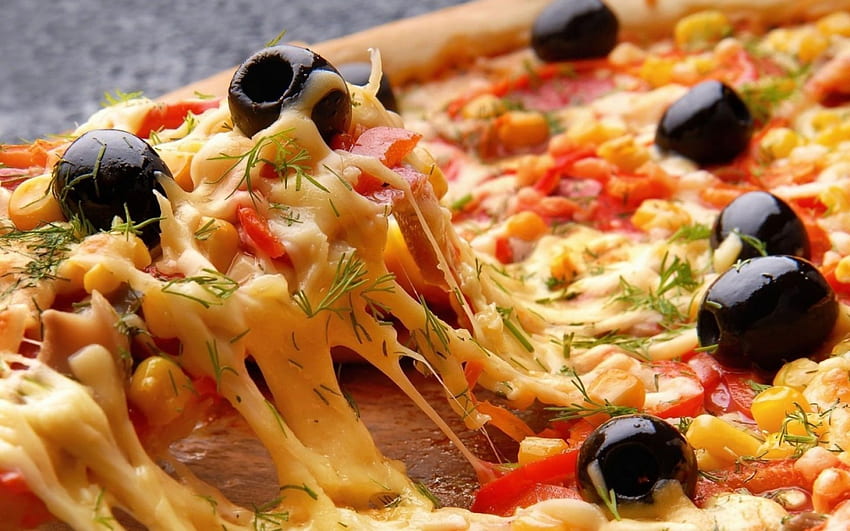 Yummy Pizza, pepperoni, azeitonas, queijo, molho, massa, resumo, gostoso, crosta, pizza papel de parede HD