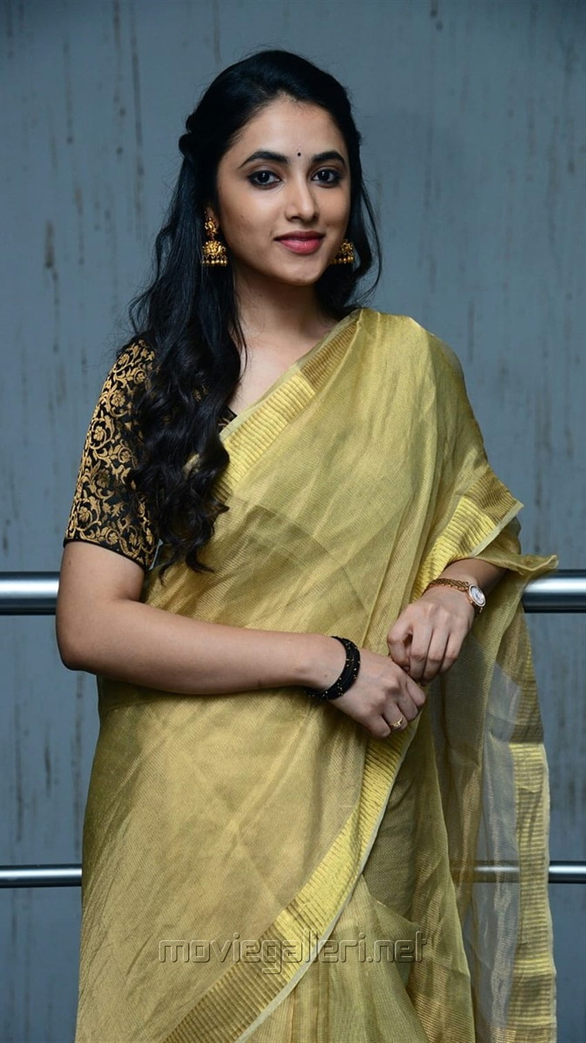 Priyanka Arul Mohan, aktorka z Tollywood Priyanka Tapeta na telefon HD