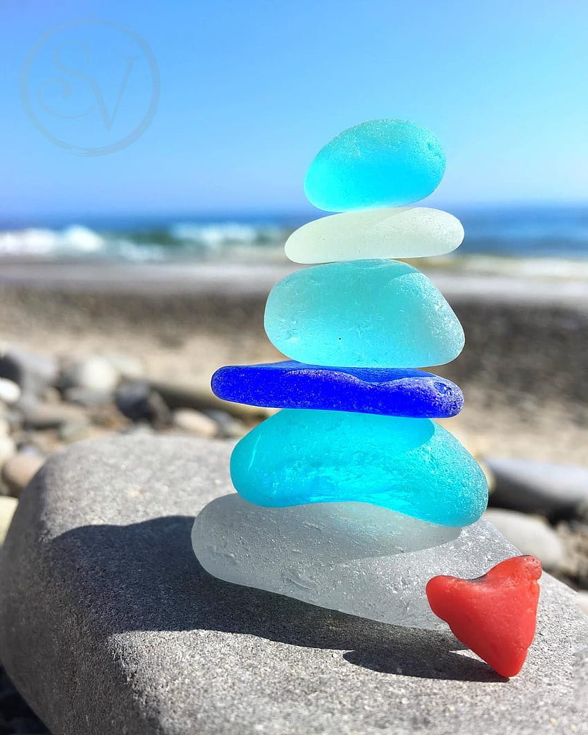 Likes, 1 Comments - Summer Vaughn di Instagram: “No time for the blues in this life!. Mosaik kaca laut, Kerajinan kaca laut, Seni kaca laut, Glass Beach wallpaper ponsel HD