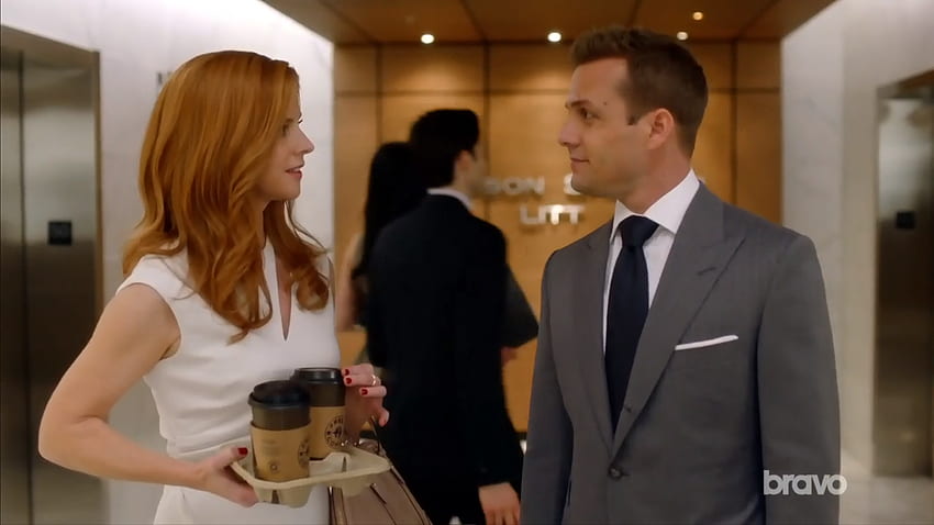Suits: Scoop on the possibility of Harvey and Donna becoming a couple and Louis related scoop on season 6 from TVLine's Michael Ausiello, Harvey Donna HD wallpaper