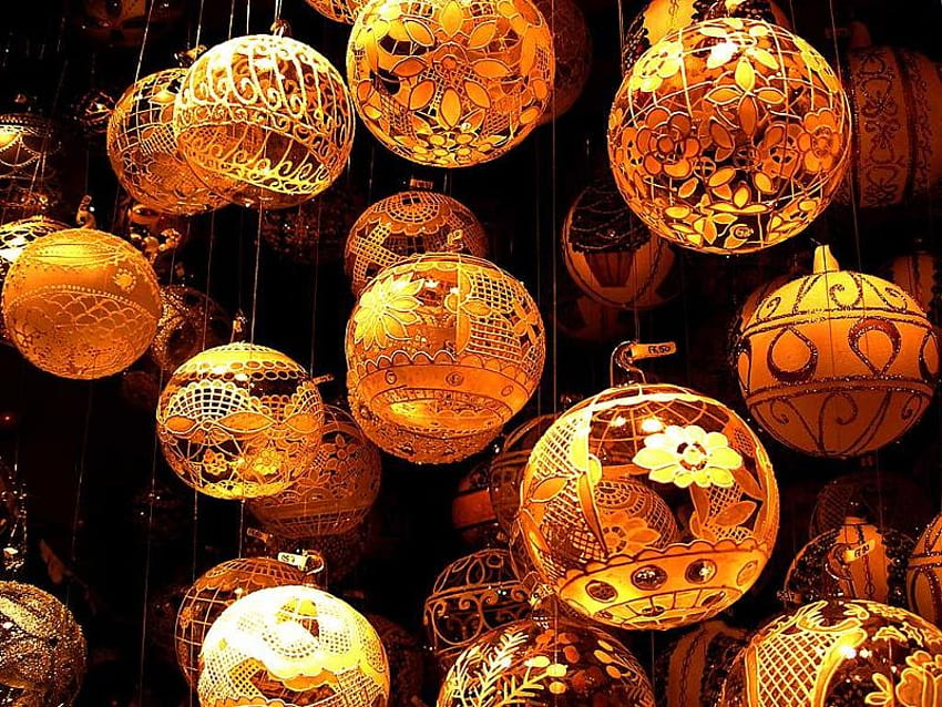 golden balls, golden, balls, shiny, christmas HD wallpaper