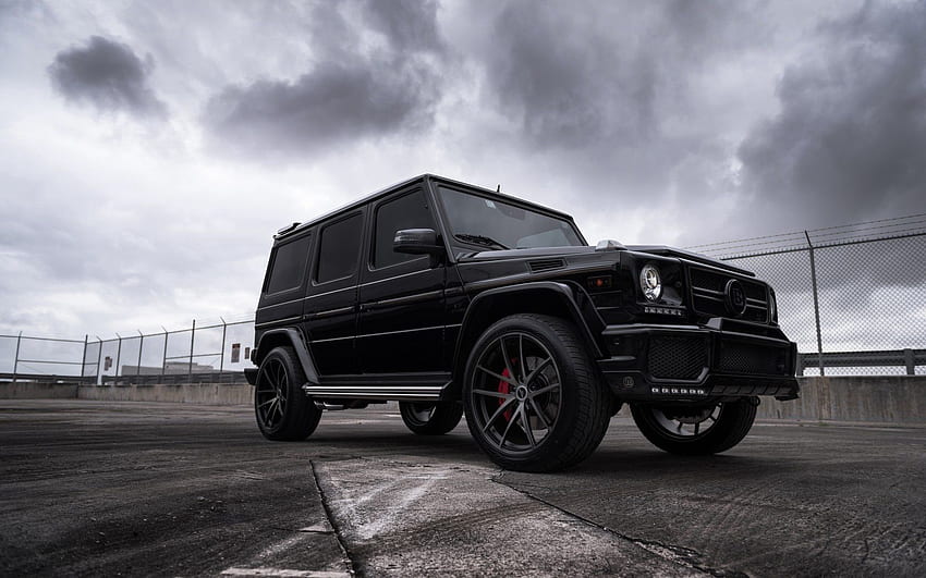 Mercedes G-Class Gets V12 Engine From Brabus, Packs 888 HP