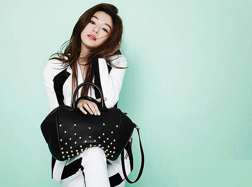 ความฮอตของ Jun Ji Hyun ที่จะทำให้คุณต้องการเธอ วอลล์เปเปอร์ HD