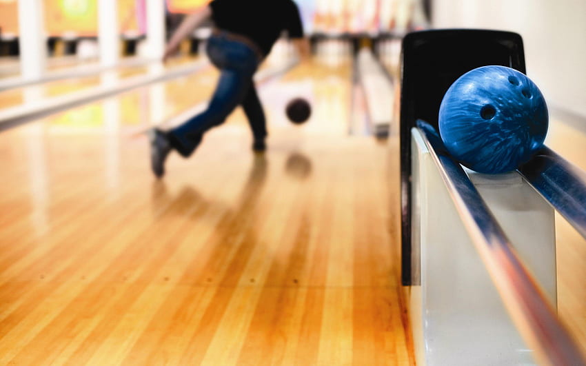 bowling, Bowling balls, graphy, Depth of field / and Mobile Background, Bowling Alley HD wallpaper