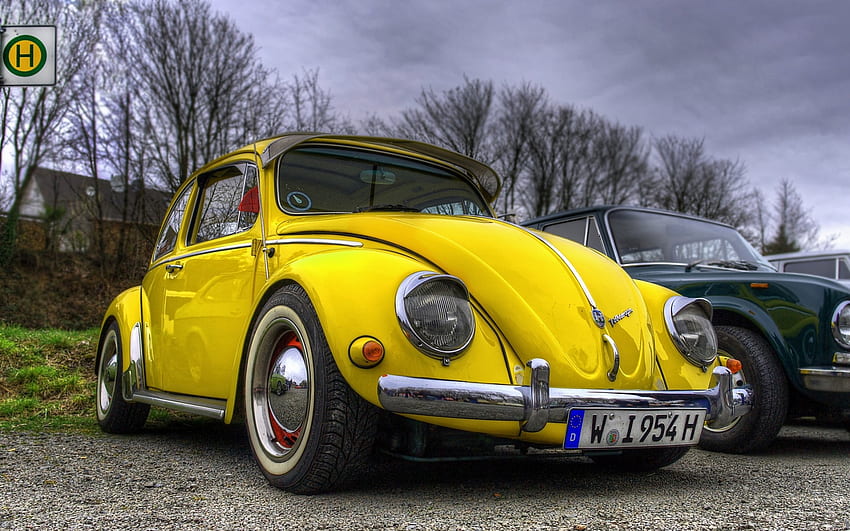 Volkswagen gialla, amore quattro stagioni, estate, auto retrò, scarabeo, giallo, auto, volkswagen, vintage Sfondo HD