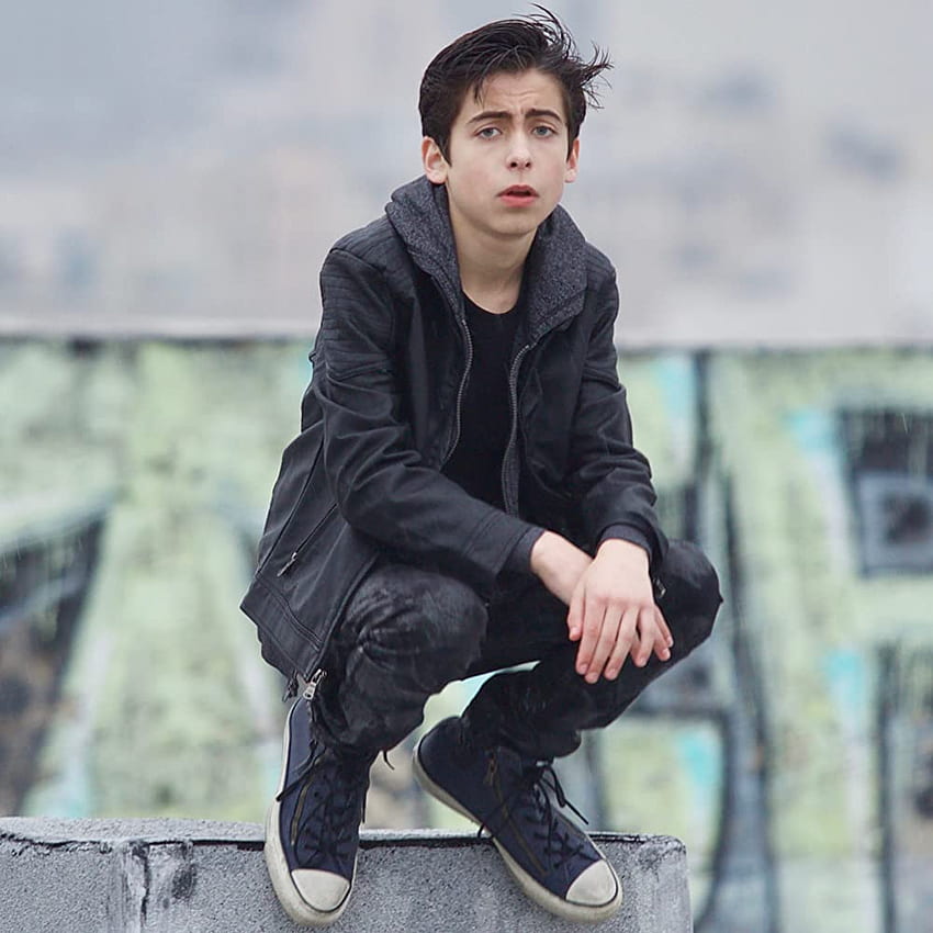 Aidan Gallagher HD phone wallpaper | Pxfuel