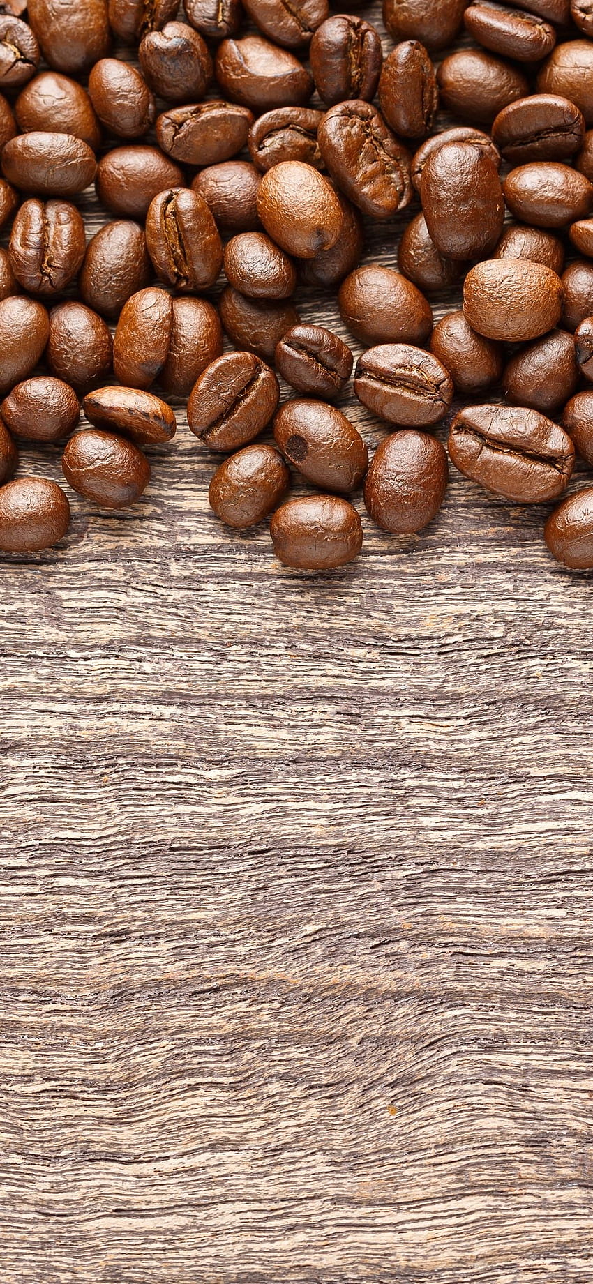 Roasted coffee beans, wood board U HD phone wallpaper