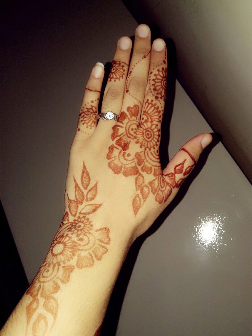 S chowdhury na Henna mehndi. Henna ręczna, wzory henny, wzory mehendi dla nowożeńców Tapeta na telefon HD