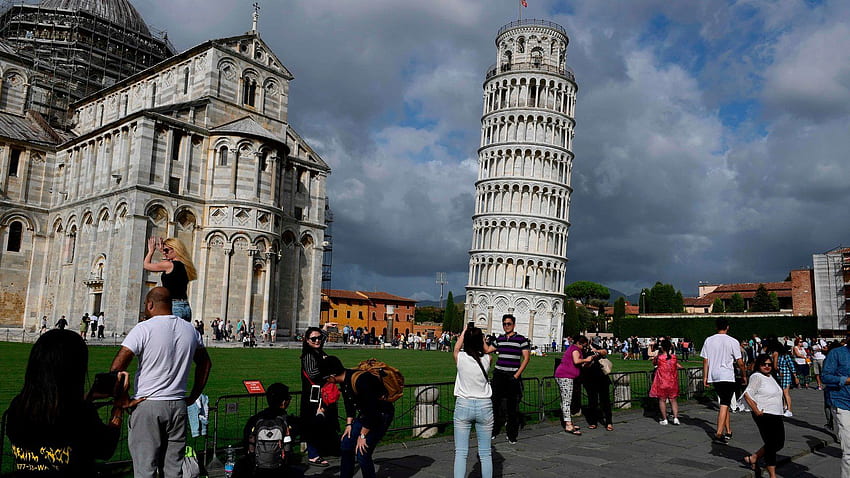 Eğik Pisa Kulesi Artık Biraz Daha Az Eğimli. 1,5 İnç Daha Az. - New York Times HD duvar kağıdı