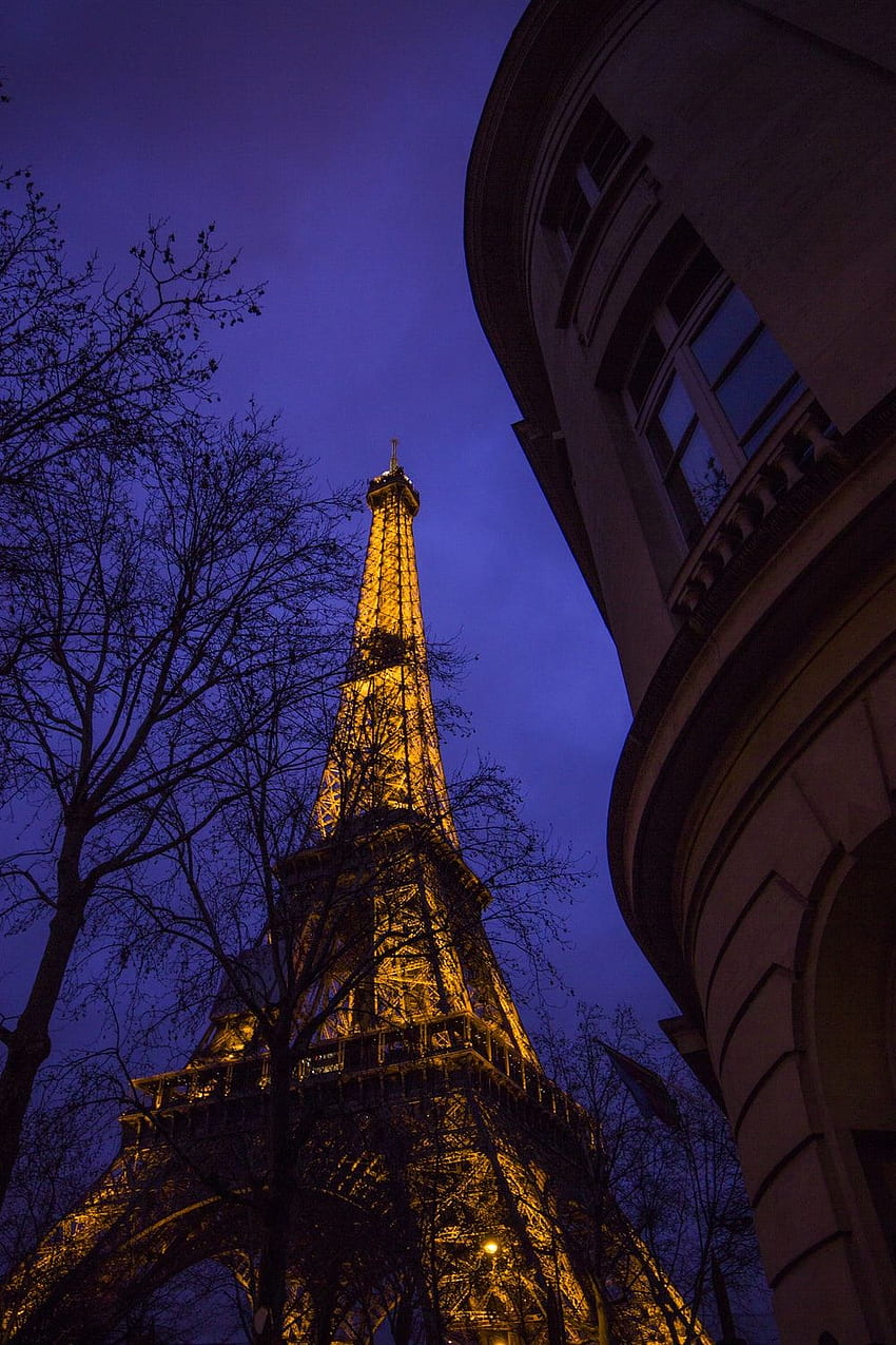 Eiffel Tower At Night Midnight In Paris Hd Phone Wallpaper Pxfuel 2331