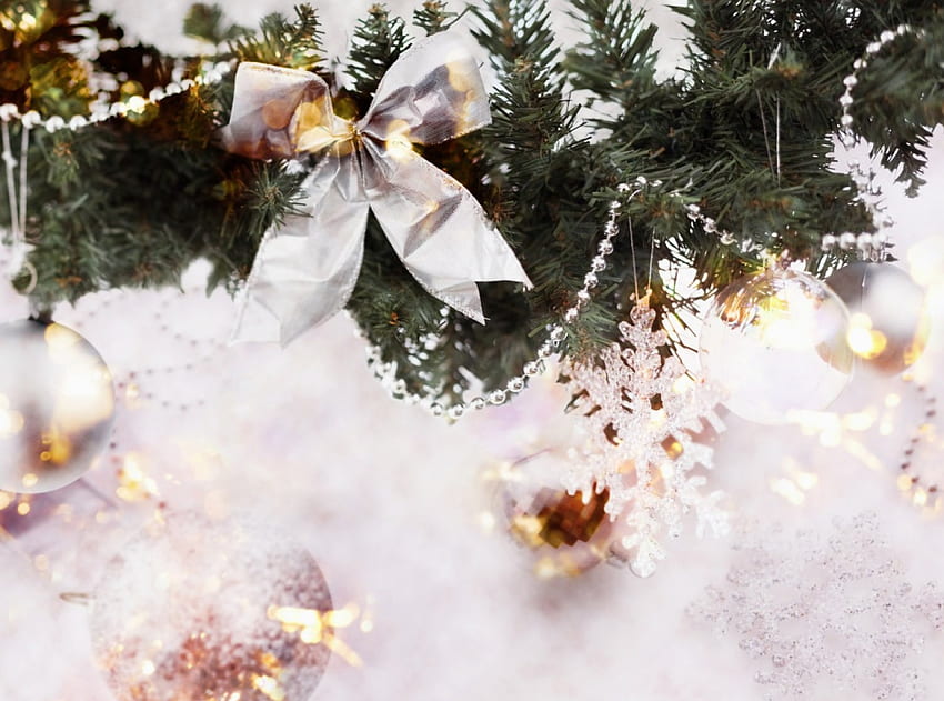 Special Christmas Glow, winter, holy celebration, glow, unique, bright, sparkle, bow, christmas tree, white, ribbon, ornaments, beautiful, special, decoration, christmas, light, love, yellow, wonderful snowflakes, nature, forever HD wallpaper