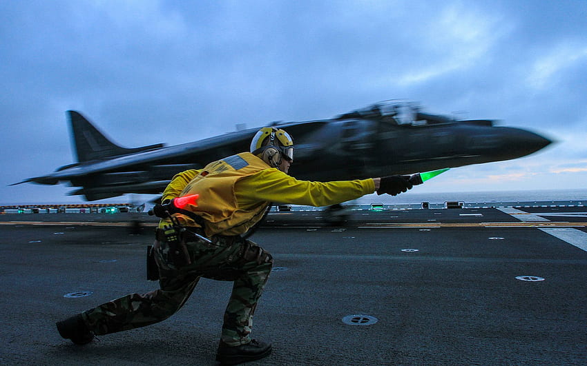 Aircraft Carrier Jet Takeoff military . HD wallpaper