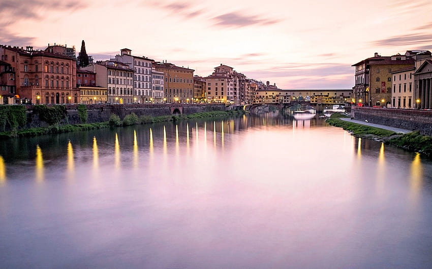 Ponte Vecchio at sunset, Florence HD wallpaper