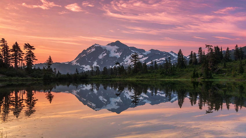 Отражения на изгрева на връх Шуксан в езерото, Северни каскади, Вашингтон, облаци, цветове, САЩ, небе, вода, отражения, планина HD тапет