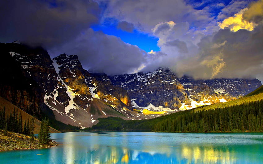 FOREST RIVER, Fluss, blaues Wasser, Wolken, Himmel, Kanada, Berge, Wald HD-Hintergrundbild