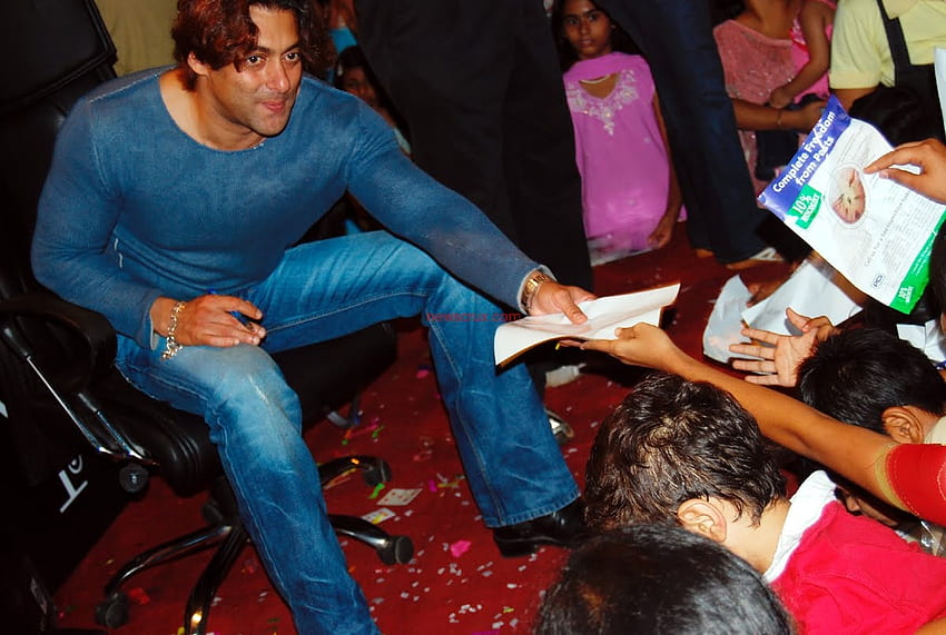 Salman Khan en Veer - -, Tere Naam fondo de pantalla
