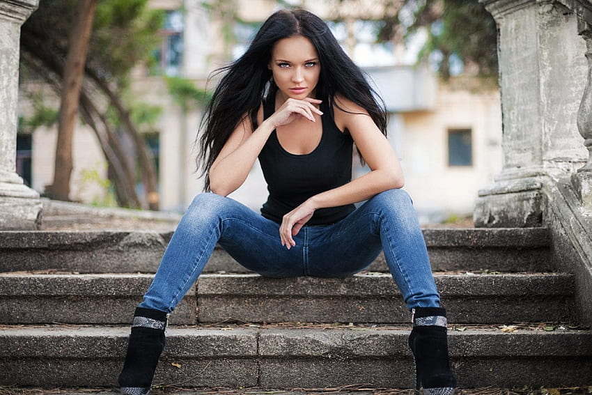 Angelina Petrova dalam Jeans, langkah, model, jeans, berambut cokelat Wallpaper HD