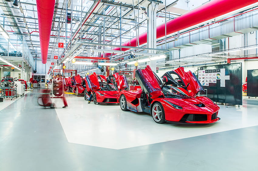 Fabryczna linia montażowa Ferrari LaFerrari. Tło., Przemysł motoryzacyjny Tapeta HD