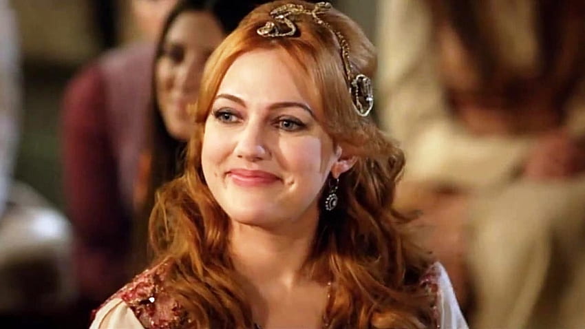 Meryem Uzerli alias Hürrem Sultan Belle actrice turque - Collection des meilleures beautés turques Meryem Uzerli Fond d'écran HD