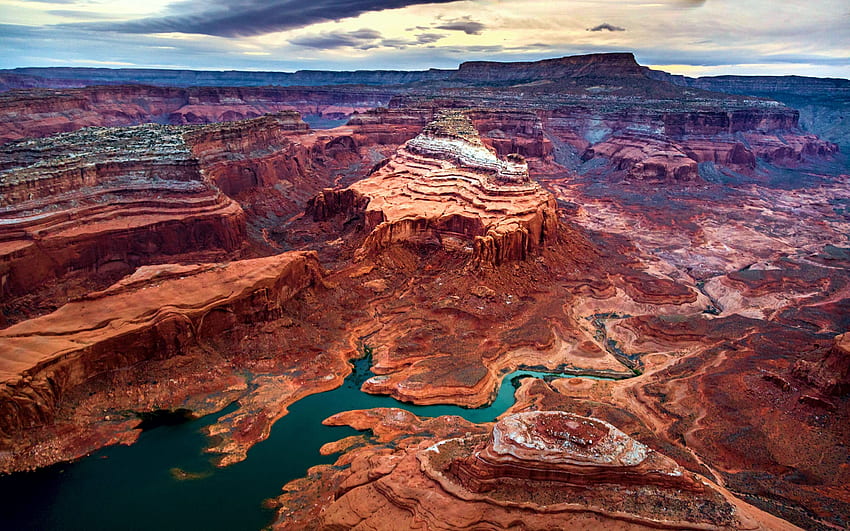 Région du lac Powell, Arizona, nuages, ciel, rochers, montagnes, états-unis, canyons Fond d'écran HD