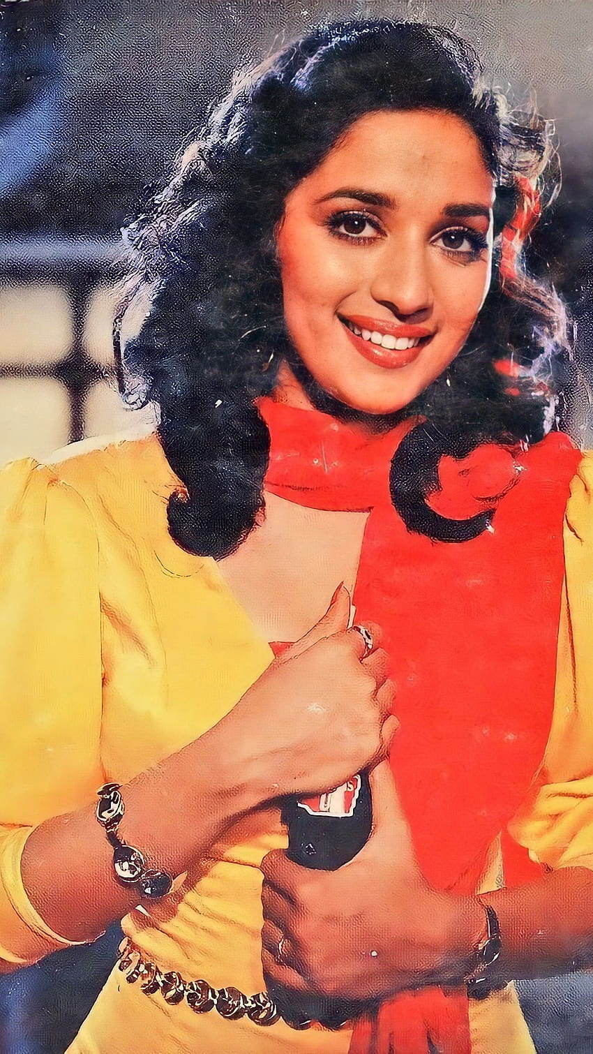 Madhuri Dixit, bollywood actress, vintage, sajan HD phone ...