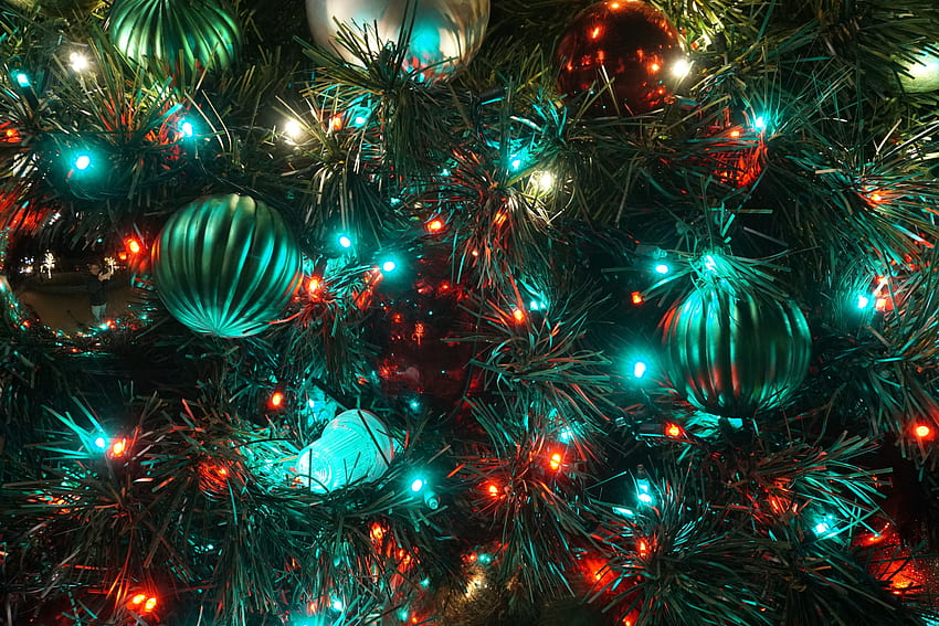 休日, 新年, 輝き, 光, クリスマス, クリスマスの飾り, クリスマスツリーのおもちゃ, クリスマスツリー, ガーランド 高画質の壁紙