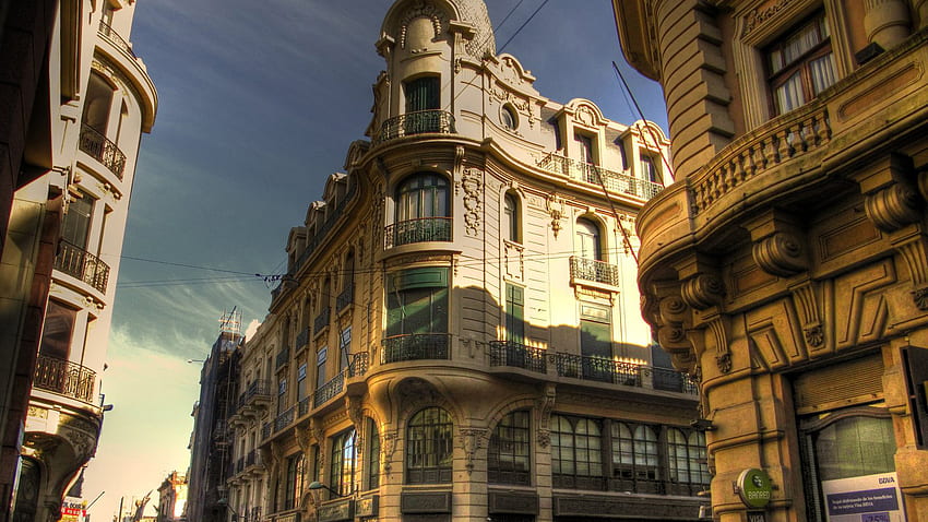 City Streets, Montevideo, Uruguay - Uruguay City HD wallpaper
