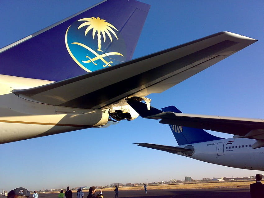 เครื่องบินตก (A340 Egypt air และ 747 Saudi Arabian Airlines) 23 ธ.ค. 50 ท่าอากาศยานคาร์ทูม สายการบิน Saudia Airlines วอลล์เปเปอร์ HD