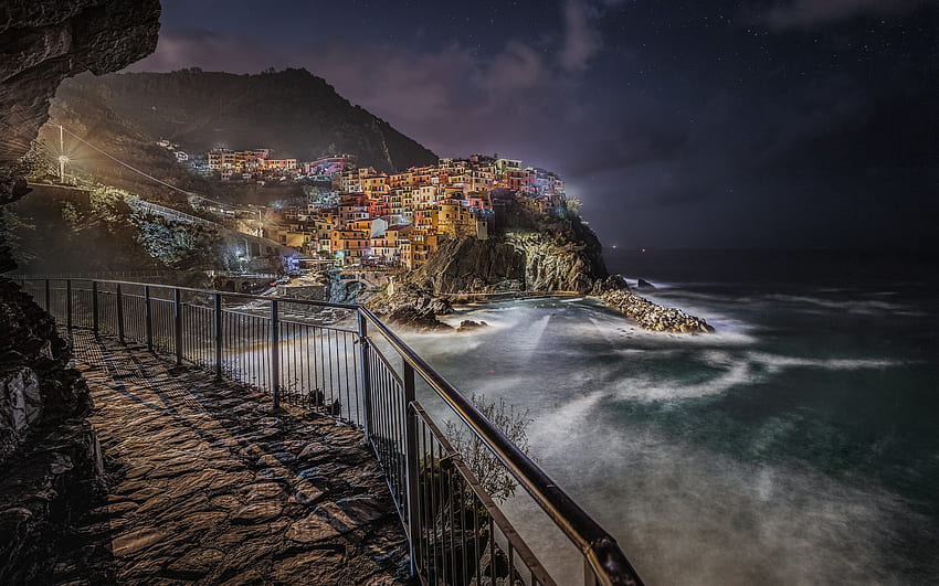 Manarola, evening, storm, Cinque Terre, Manarola bay, Ligurian Sea, Manarola panorama, Manarola city, Italy HD wallpaper