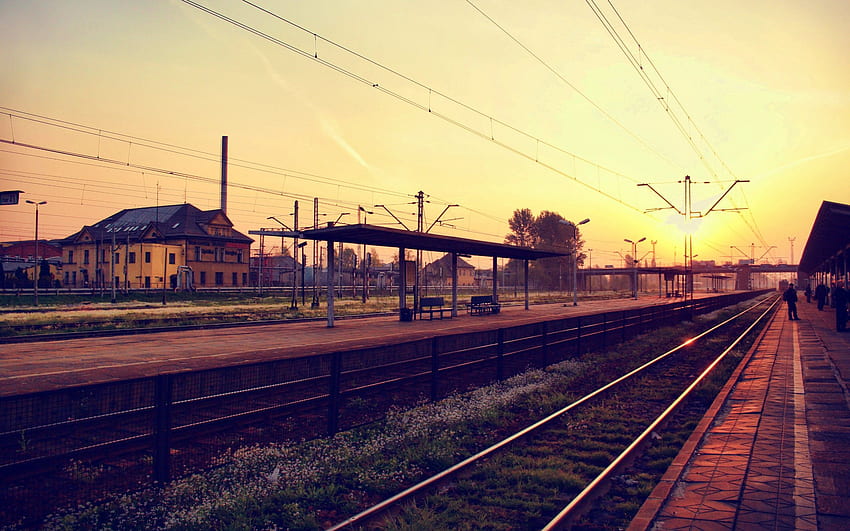 Sun, station, town, terminal, Poland, sunlight, railroad tracks, railroads, wires, railway, railway station, townscape HD wallpaper